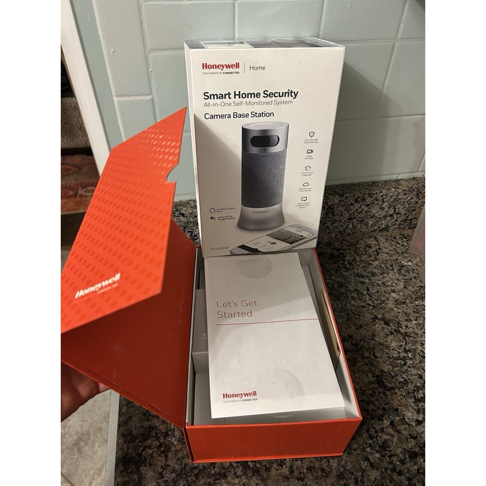 Honeywell Home RCHS5200WF Smart Home Security Camera Base Station - Picture 4 of 7